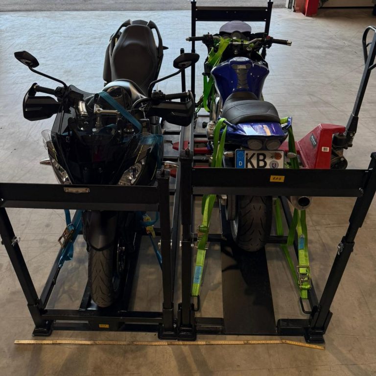 Motorradtransport-Gestell